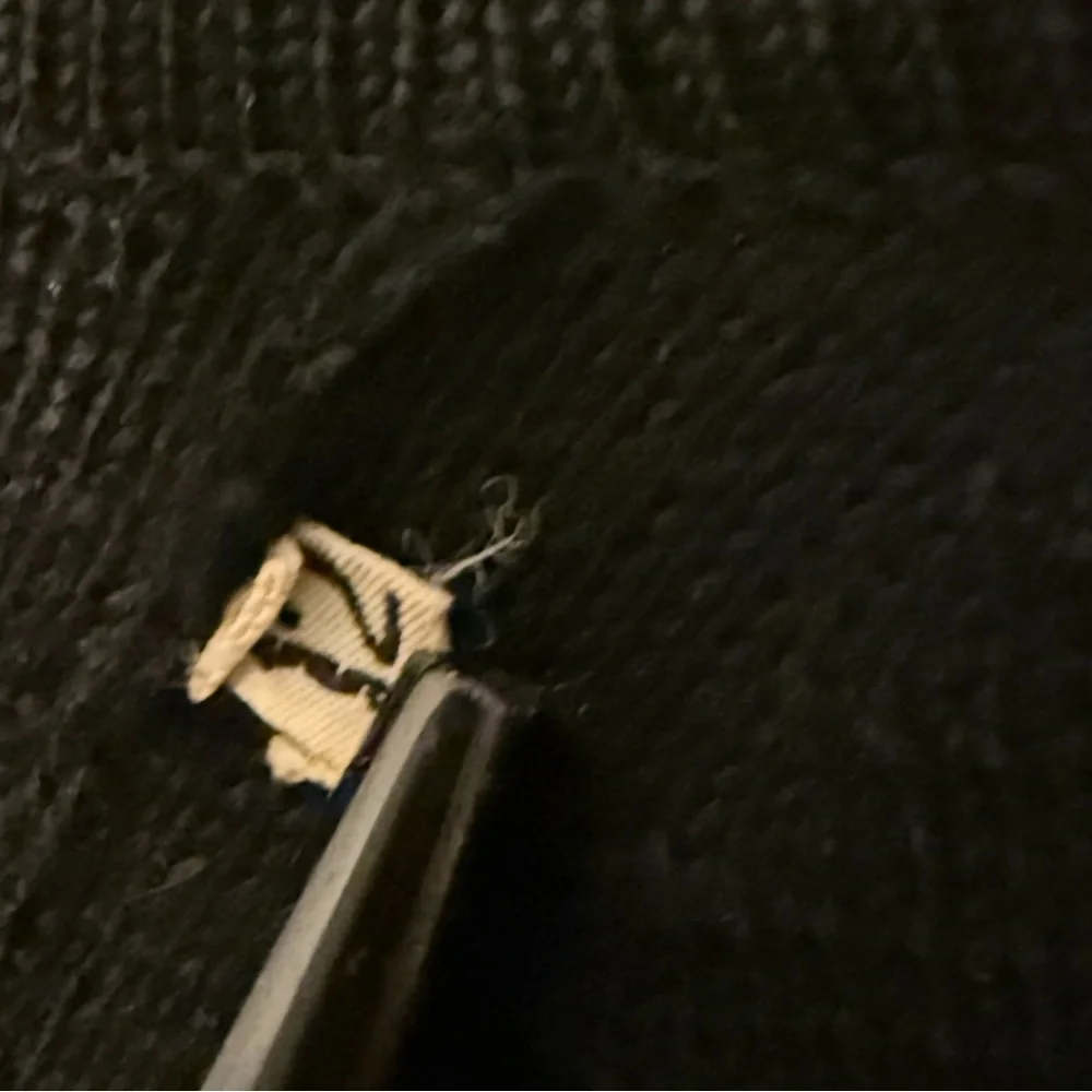 🌹 Alberto Imports Vintage Italian Embroidered Beaded Sweater | Made in Italy - Picture 10 of 10